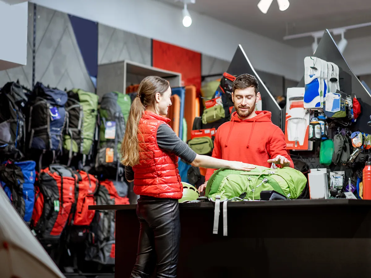 vitrina-outdoor-katastimatos-unigreen